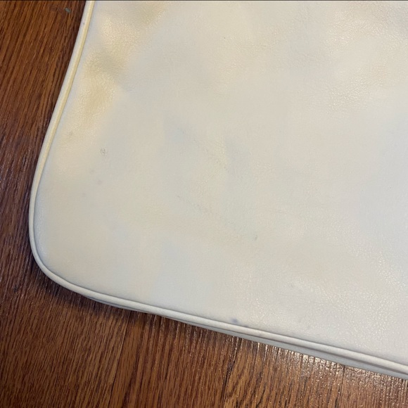 Vintage 80’s 90’s Square Shaped Off White Cream Purse - Picture 4 of 7